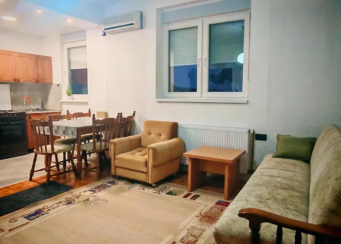 דירה Stan אפטין